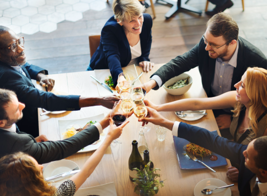 Networking Dinner.png